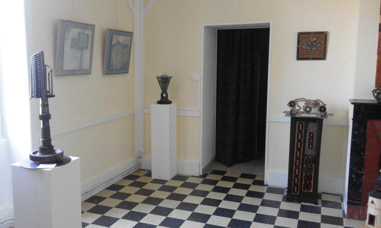 Le Jardin Du Controleur Apartment Valence  Bagian luar foto